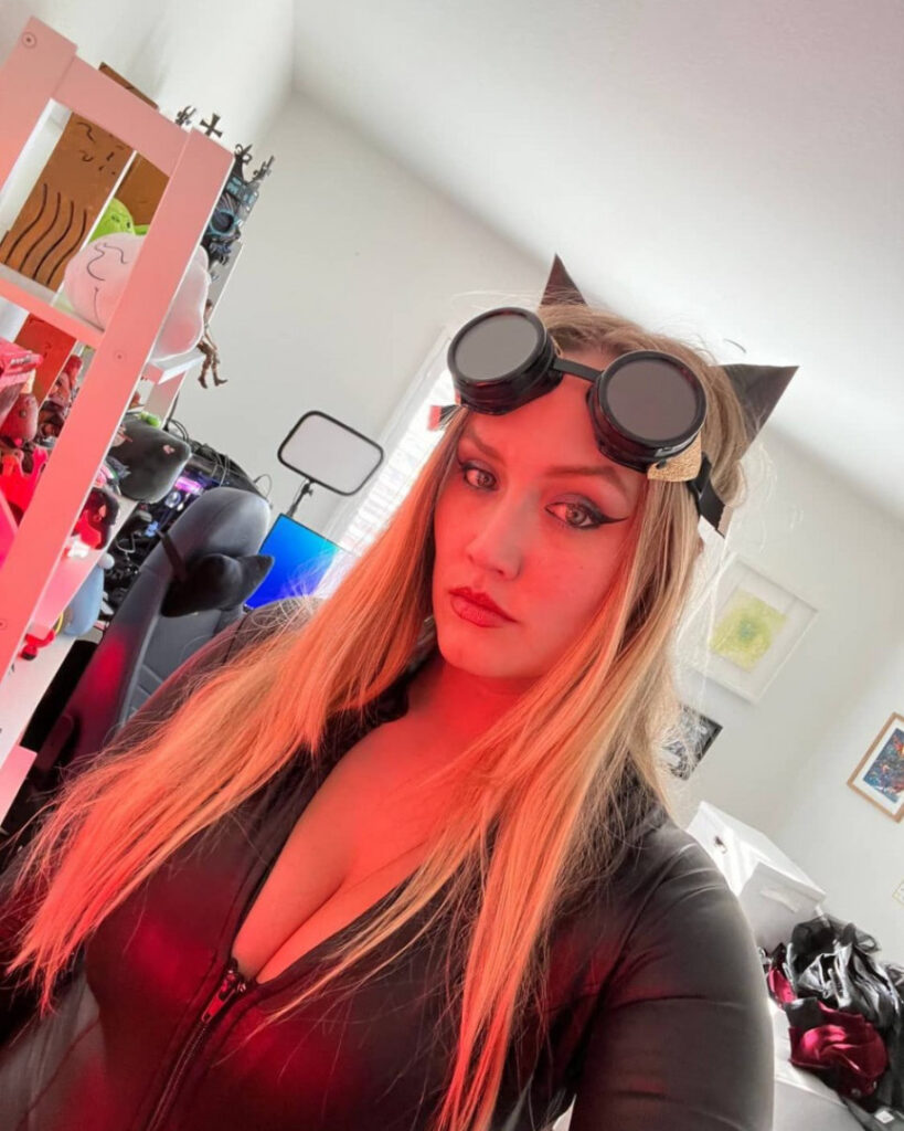 Instagram – Cosplay – Naomi Kyle – Nude