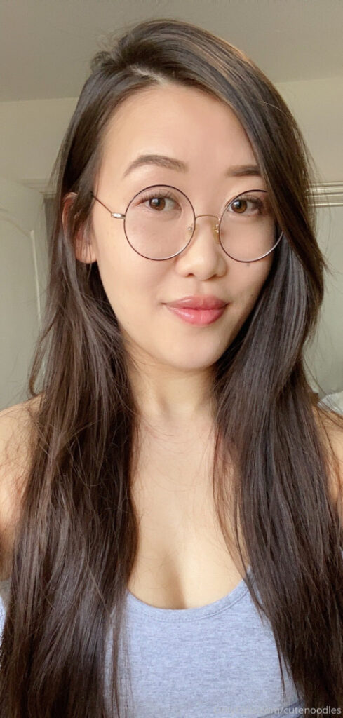 OnlyFans – Cam Girls – Asian – Noods (MFC)/ Cutenoodles (OF) – Nude Leaks