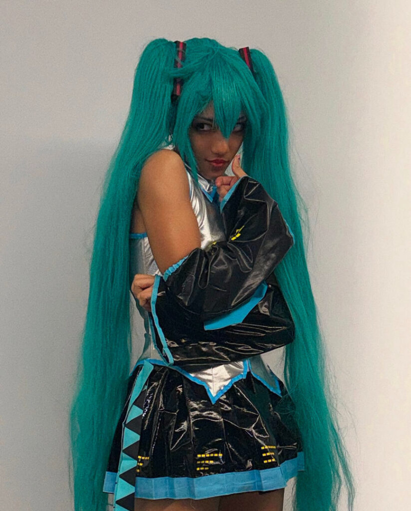 Instagram – numochiii ladokei crystal – Nude