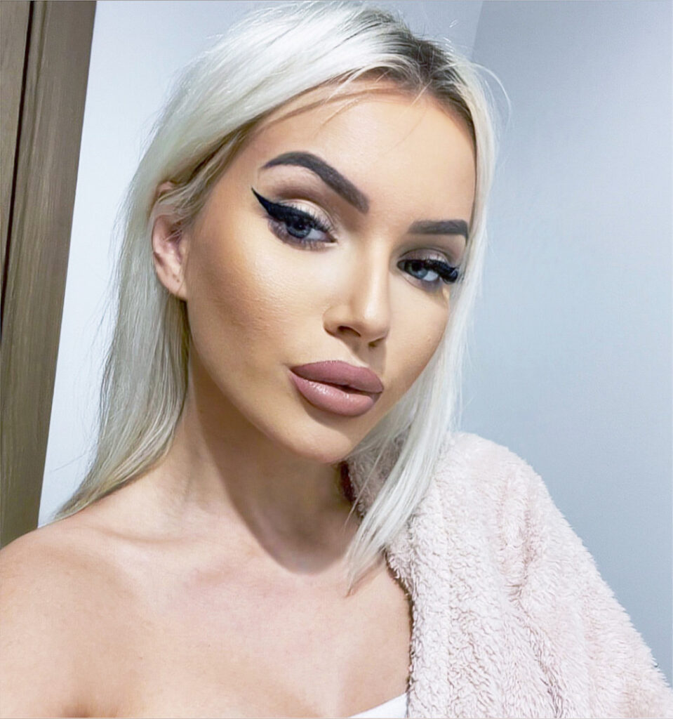 OnlyFans – okssannaone – Nude