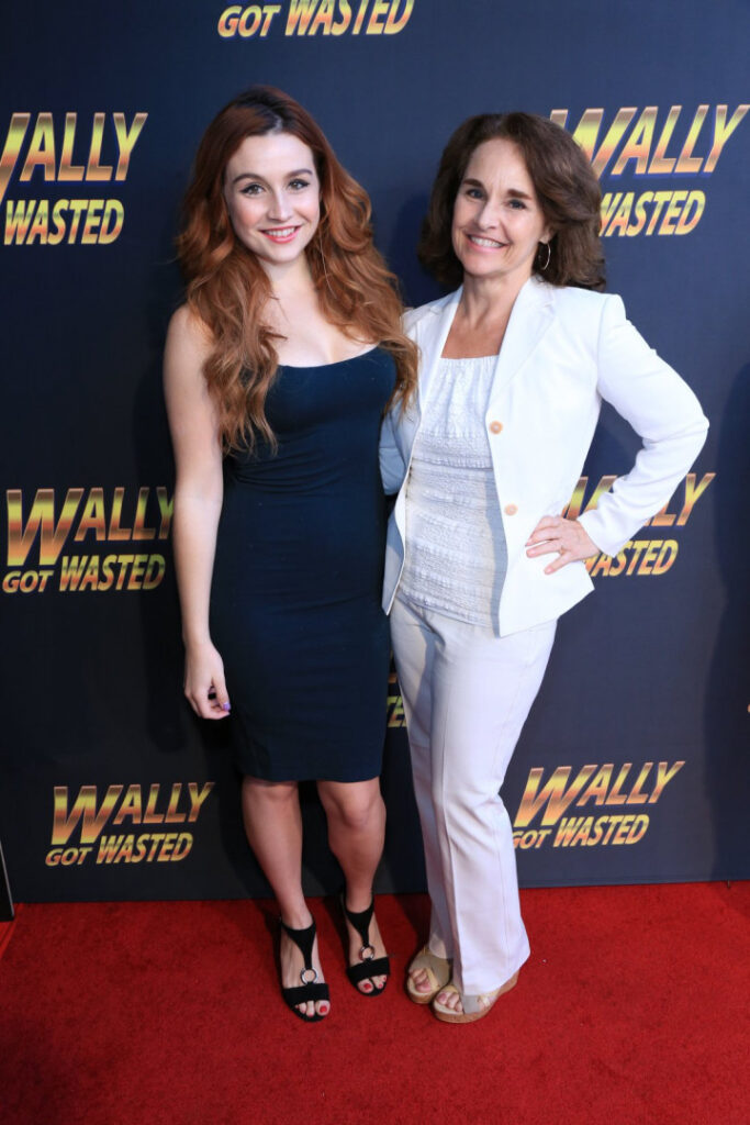 Youtube – TikTok – Instagram – Olivia DeLaurentis (sydandolivia) – Nude Leaks