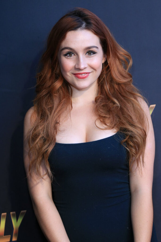 Youtube – TikTok – Instagram – Olivia DeLaurentis (sydandolivia) – Nude Leaks