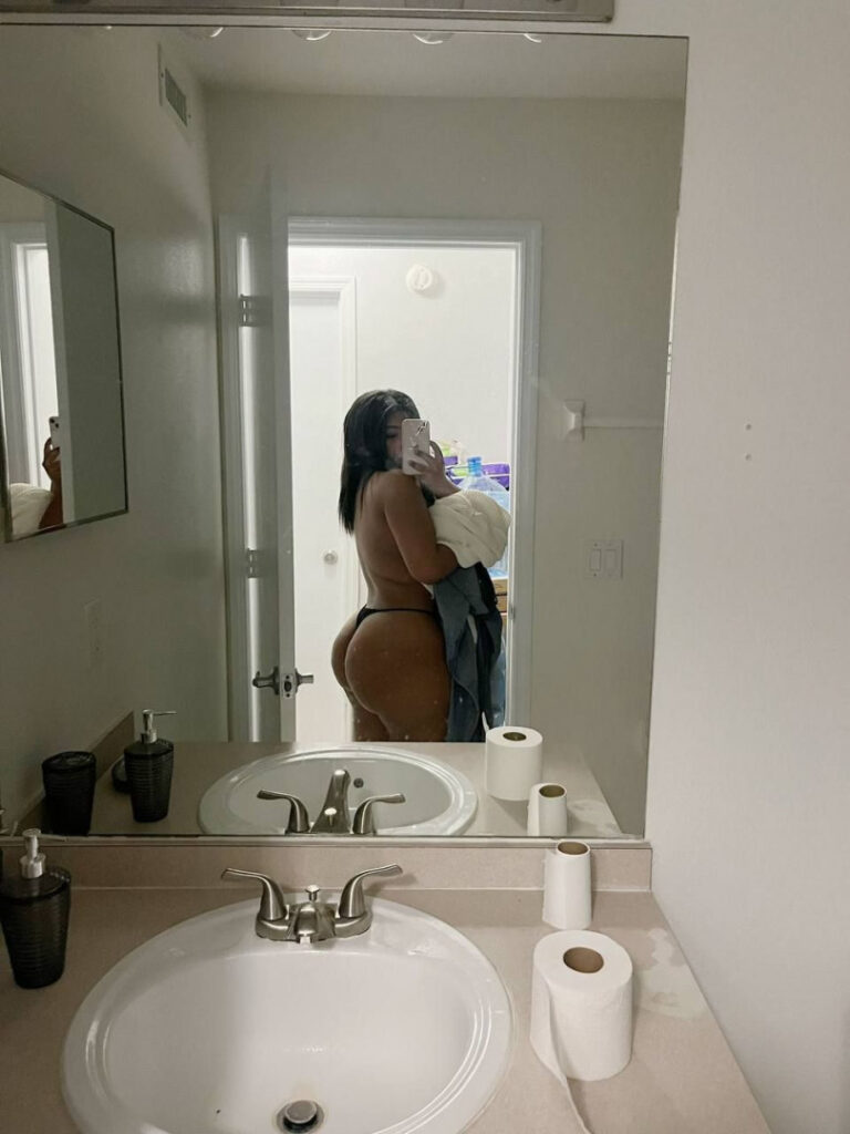 OnlyFans – Instagram – T H I C C – paolala.a – Nude Leaks