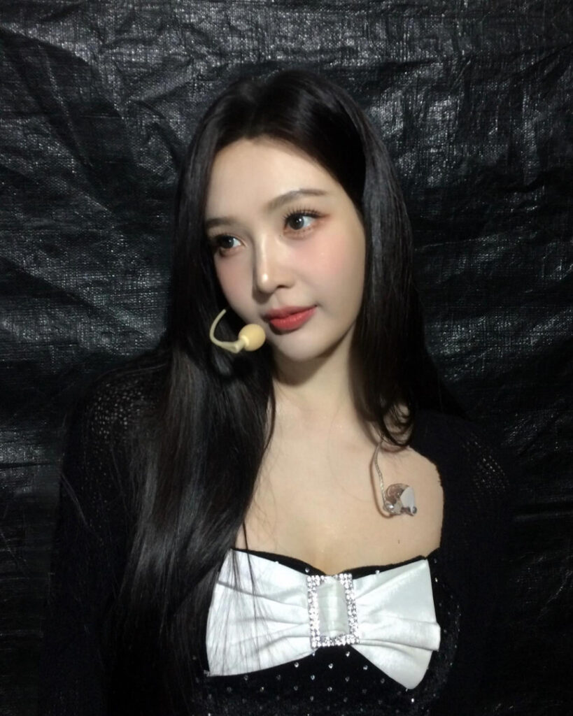 Celeb – Asian – Park Soo-young (Joy – Red Velvet) – Nude Leaks