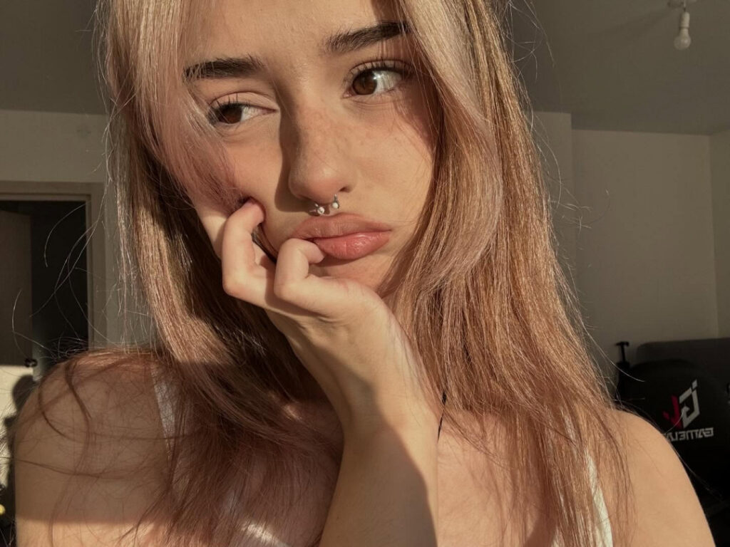 TikTok – Instagram – Teen – pavuk1_0 – Nude Leaks