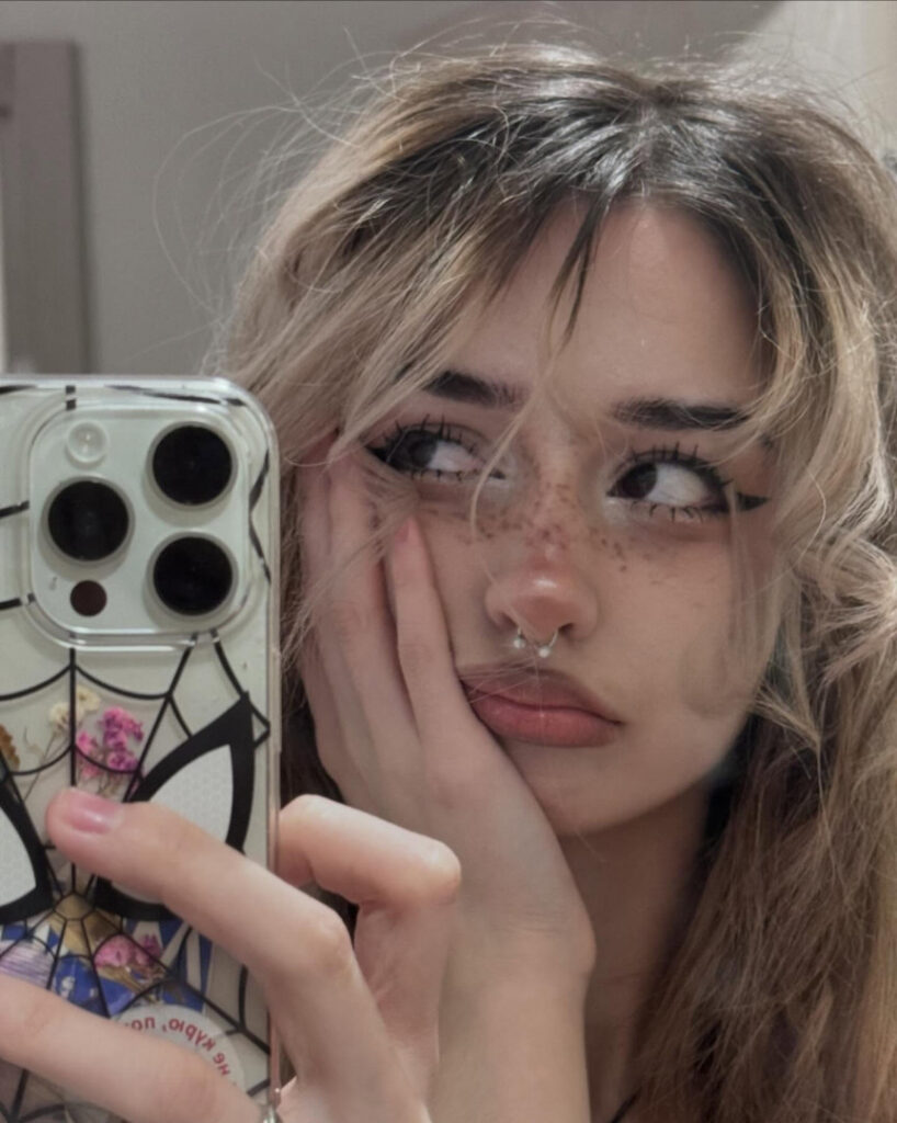 TikTok – Instagram – Teen – pavuk1_0 – Nude Leaks