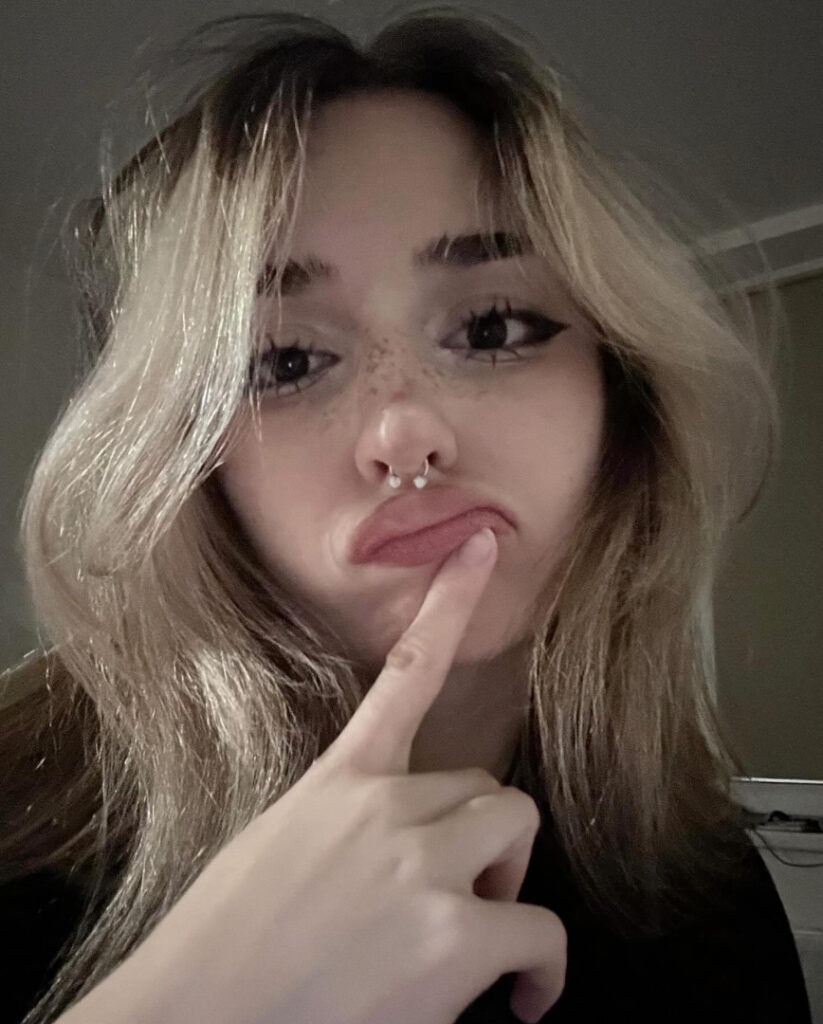 TikTok – Instagram – Teen – pavuk1_0 – Nude Leaks