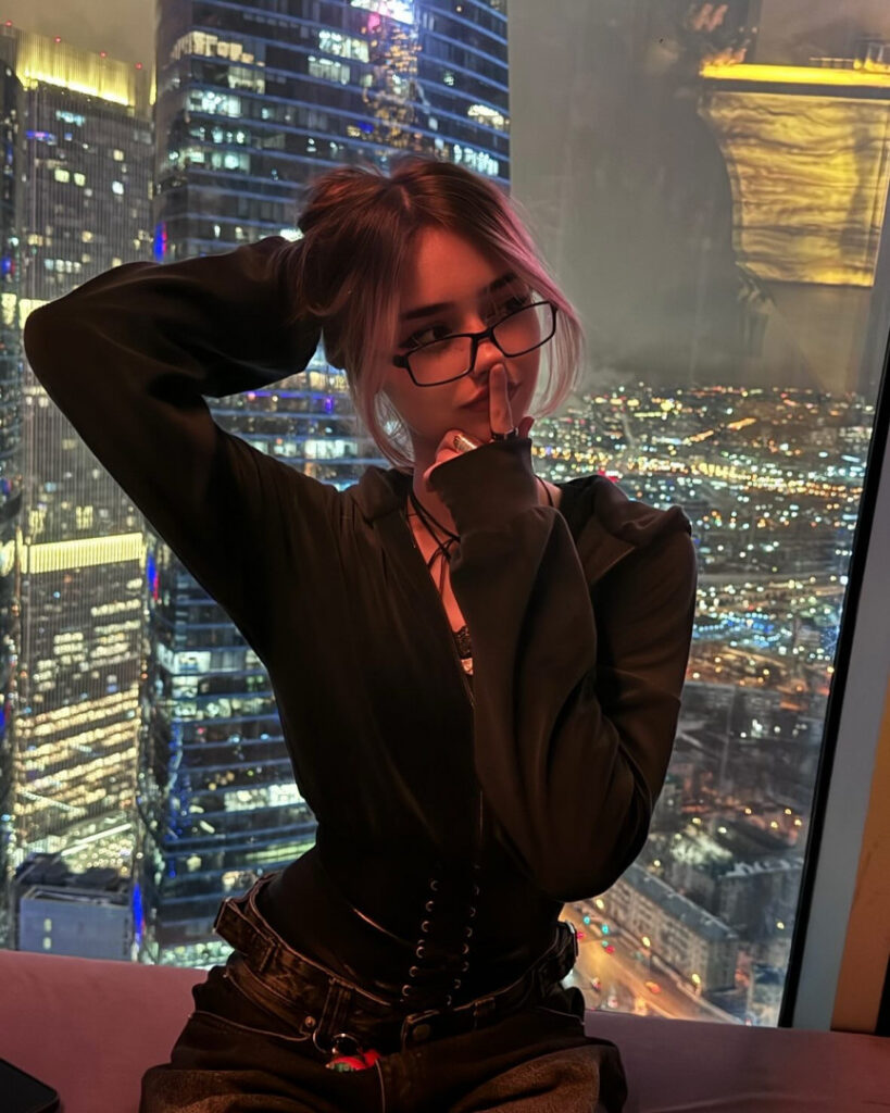 TikTok – Instagram – Teen – pavuk1_0 – Nude Leaks