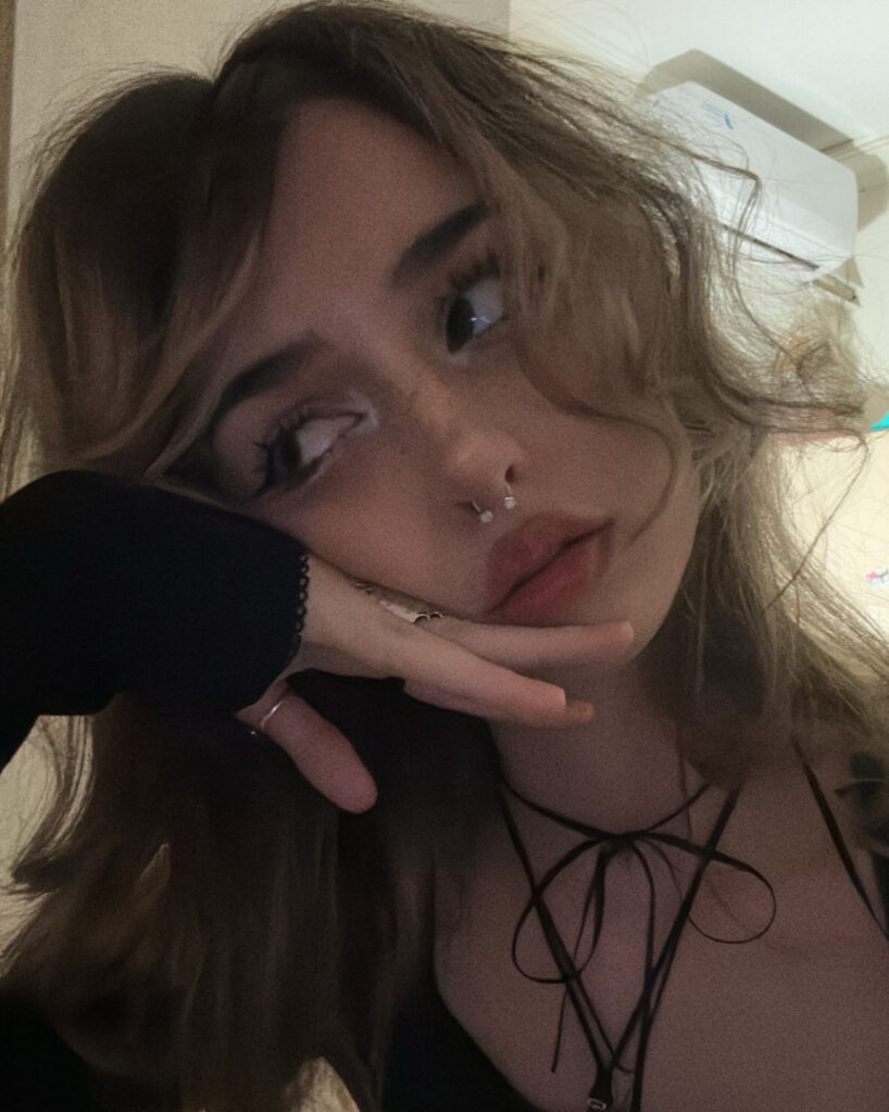 TikTok – Instagram – Teen – pavuk1_0 – Nude Leaks