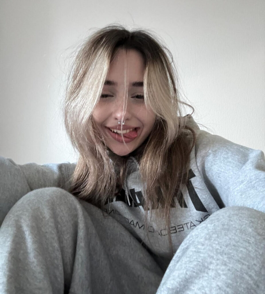 TikTok – Instagram – Teen – pavuk1_0 – Nude Leaks