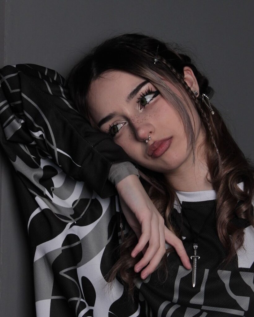 TikTok – Instagram – Teen – pavuk1_0 – Nude Leaks