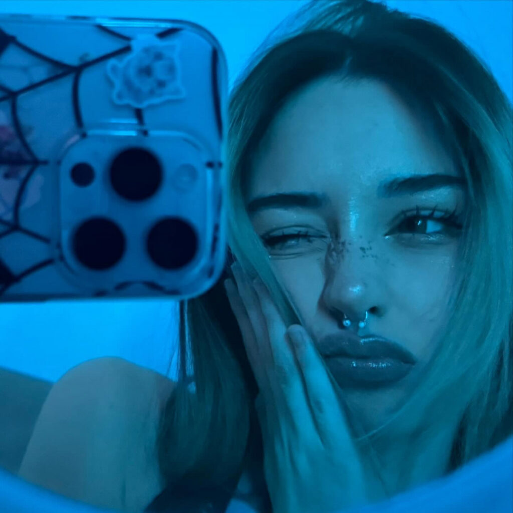 TikTok – Instagram – Teen – pavuk1_0 – Nude Leaks