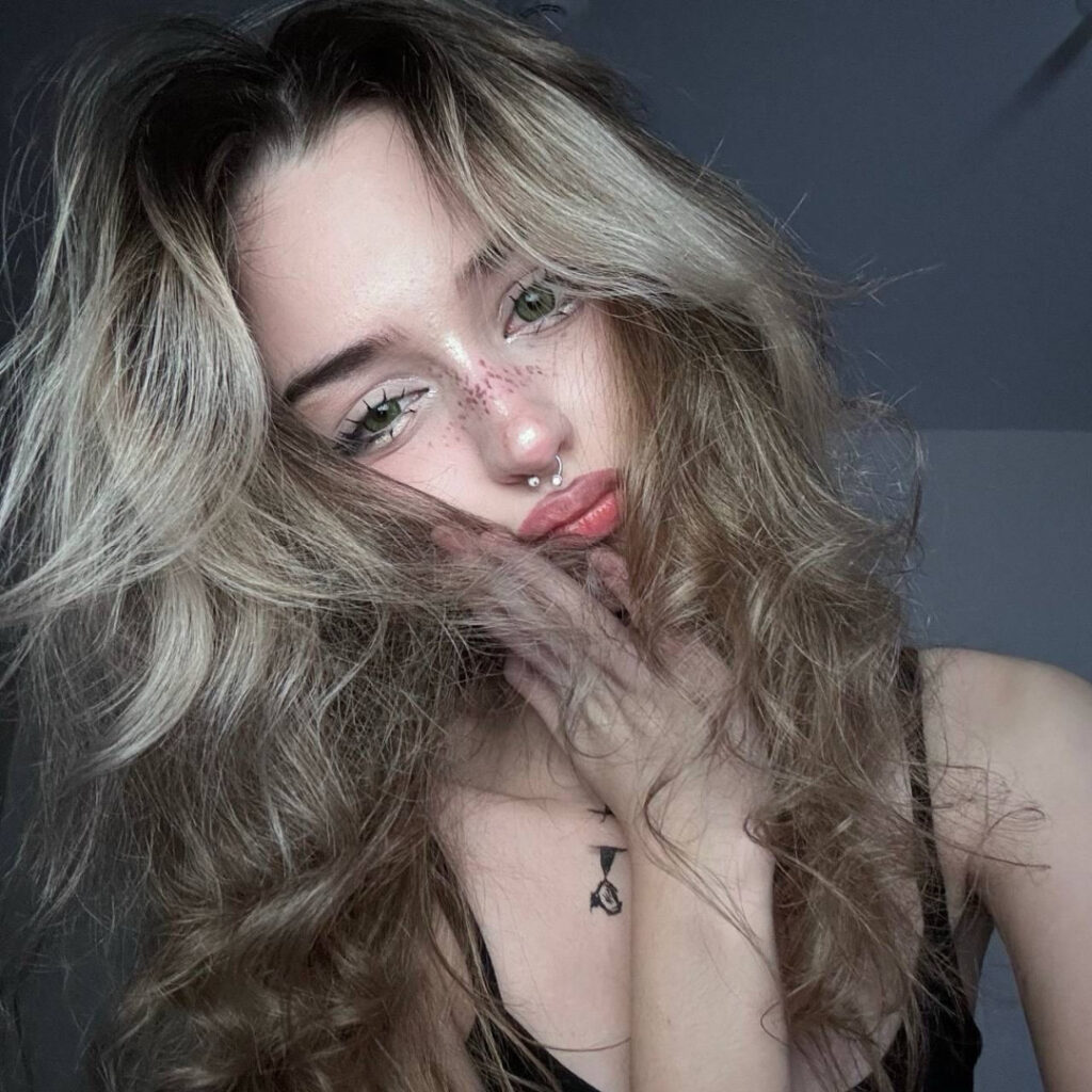 TikTok – Instagram – Teen – pavuk1_0 – Nude Leaks