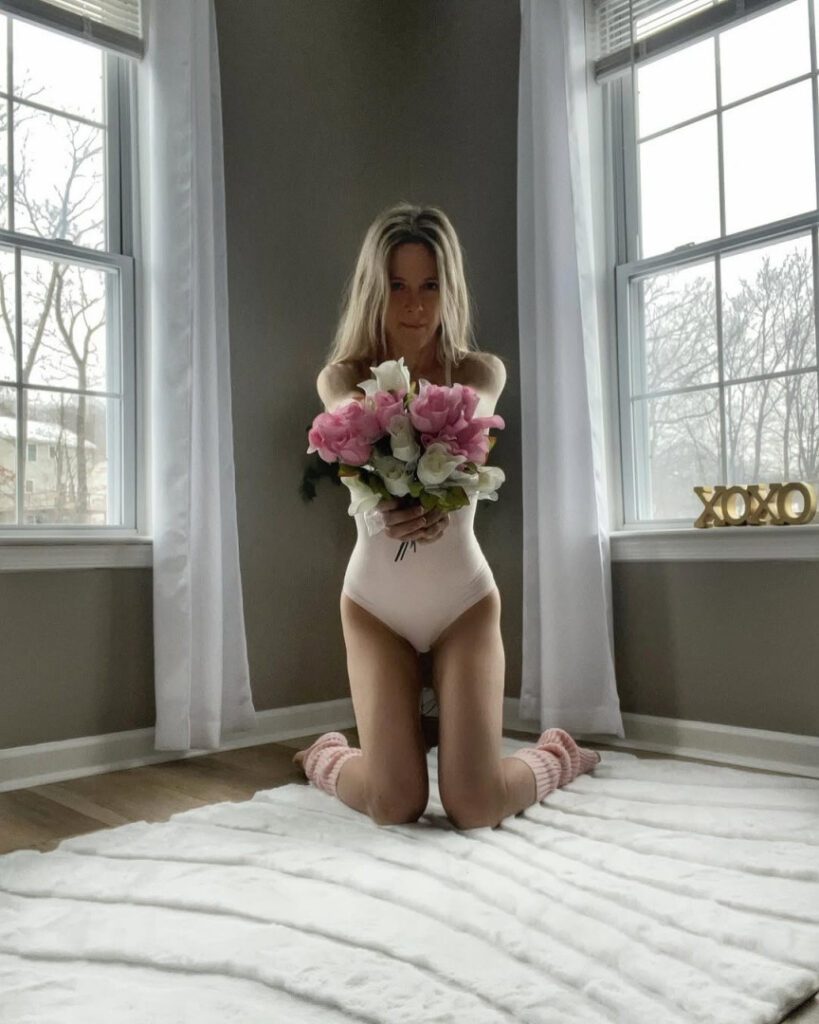 Instagram – MILF – Peacefulfit – Nude