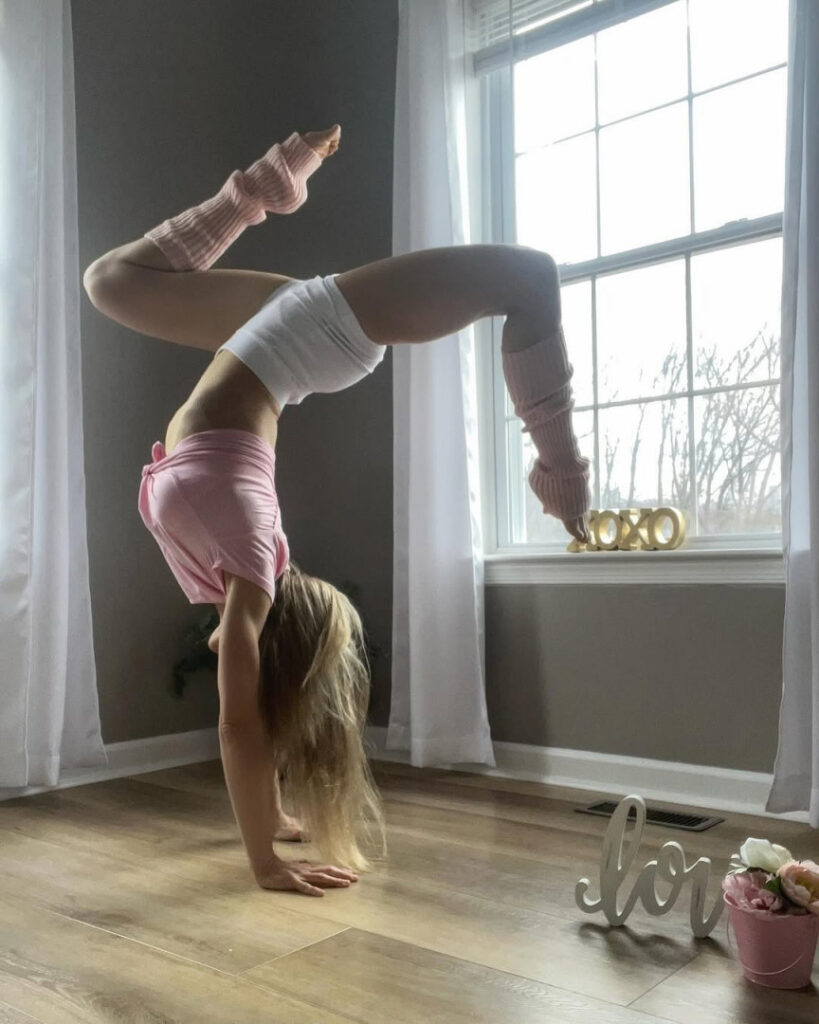 Instagram – MILF – Peacefulfit – Nude