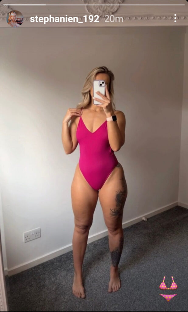 OnlyFans – TikTok – Instagram – Peachypetite1 / stephanien_192 / stephanien192 – Nude