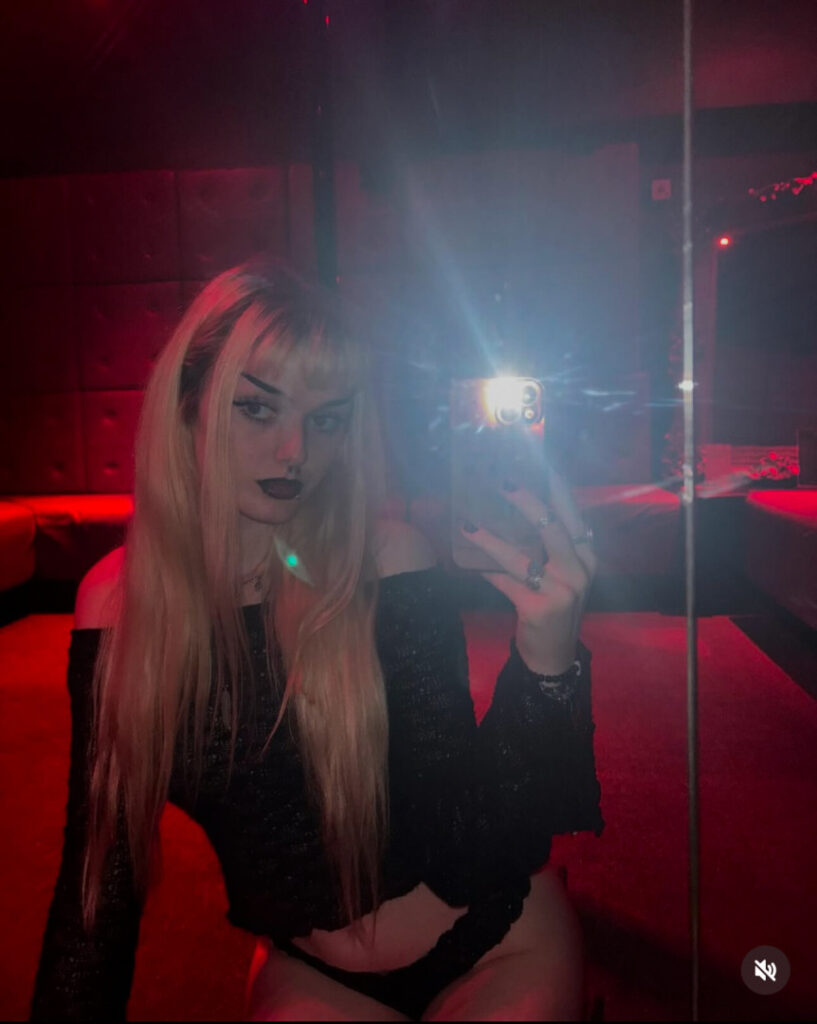 OnlyFans – Petite – Teen – pprettypixie333 – Nude