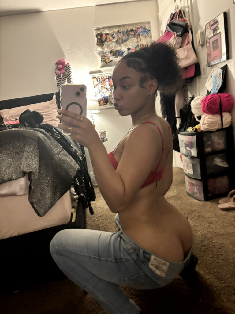 Instagram – Pr3ttynay/ Pr3ttynay_2/ nay2pr3tty – Nude Leaks