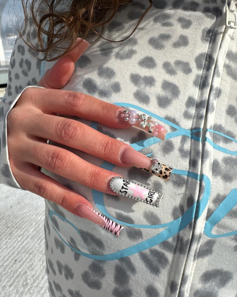 Youtube – Instagram – prymrr – Nude