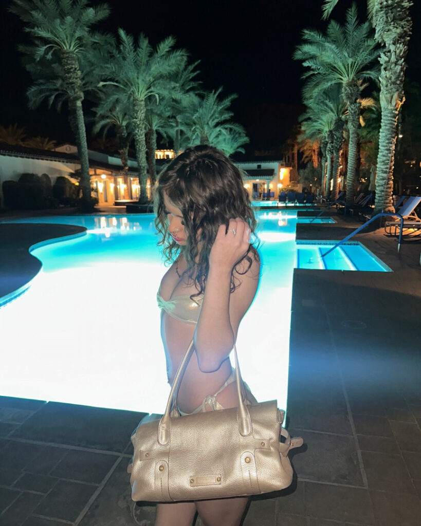 Youtube – Instagram – prymrr – Nude