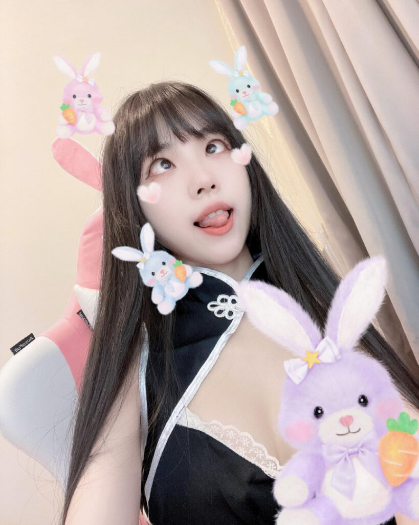 Asian – Petite – rabbiilovey – Nude Leaks