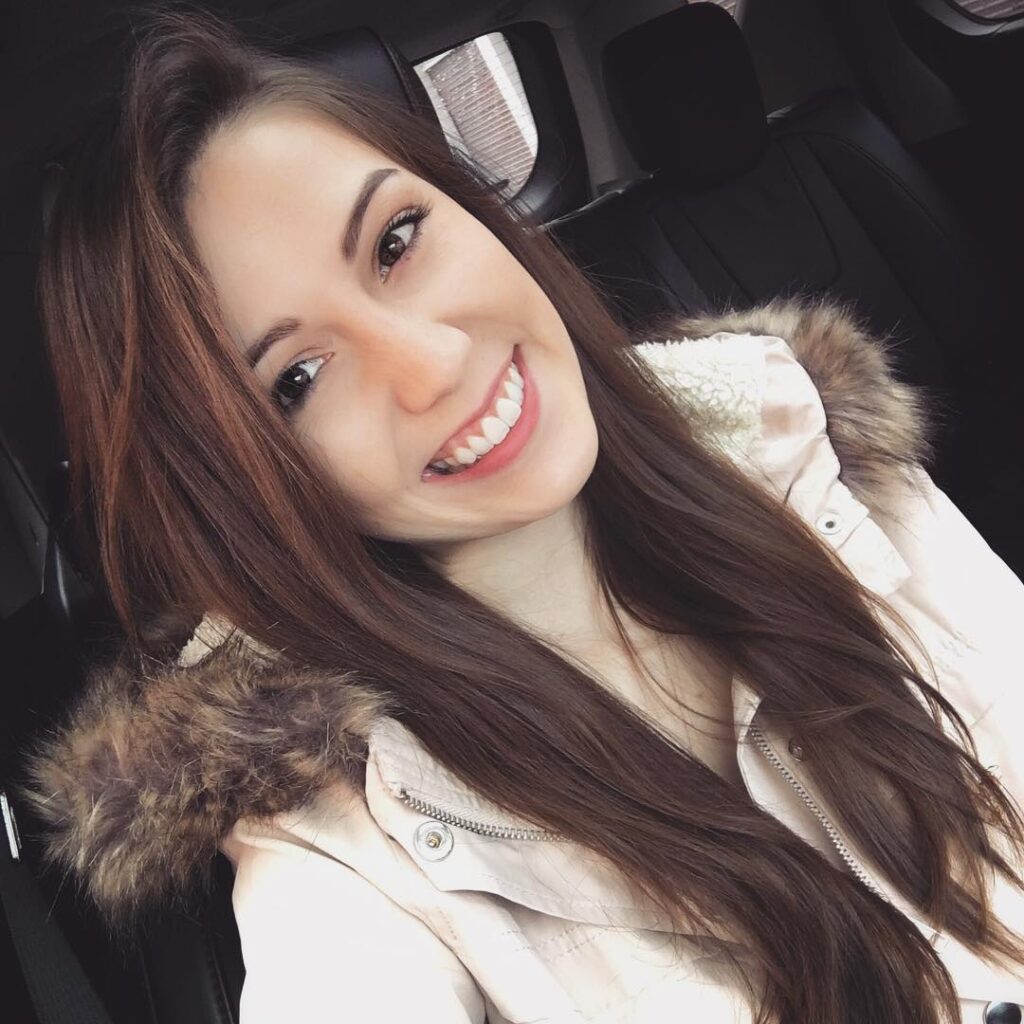 Instagram – Petite – rainingbliss – Nude