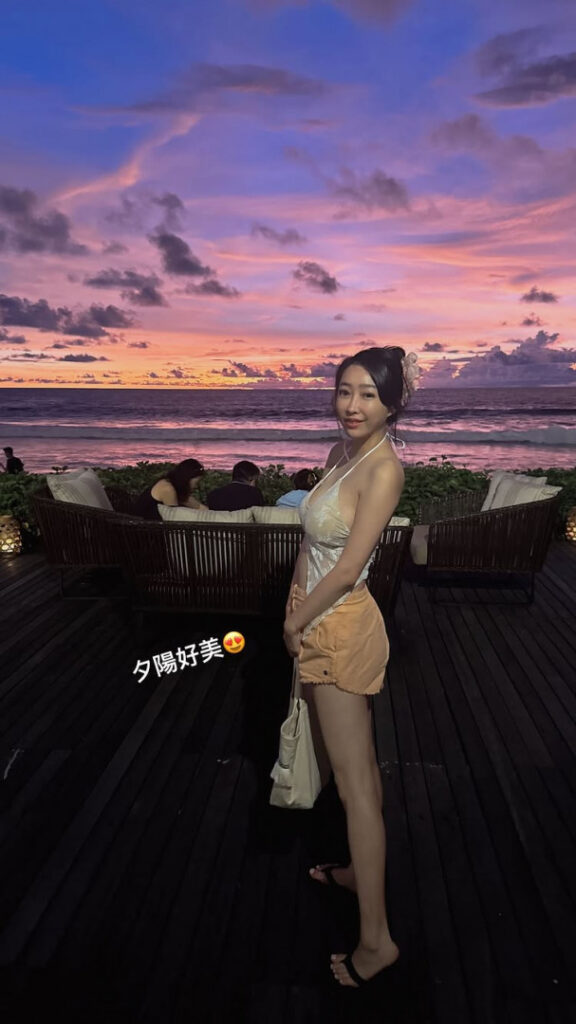 Asian – Taiwanese – Rainy 以希 鐘小八 – Nude Leaks