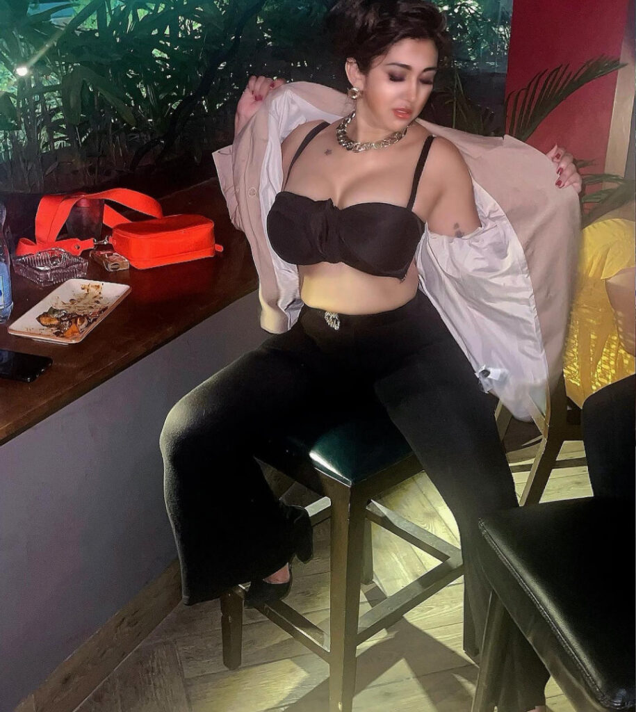 Instagram – Indian – Ruchiraj – Nude Leaks