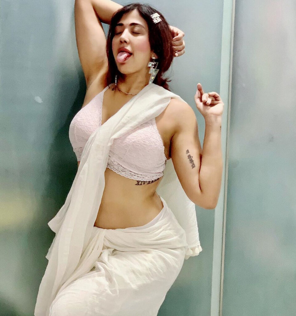 Instagram – Indian – Ruchiraj – Nude Leaks