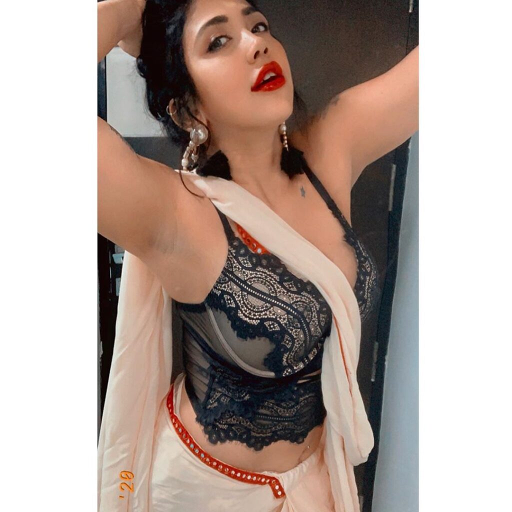 Instagram – Indian – Ruchiraj – Nude Leaks