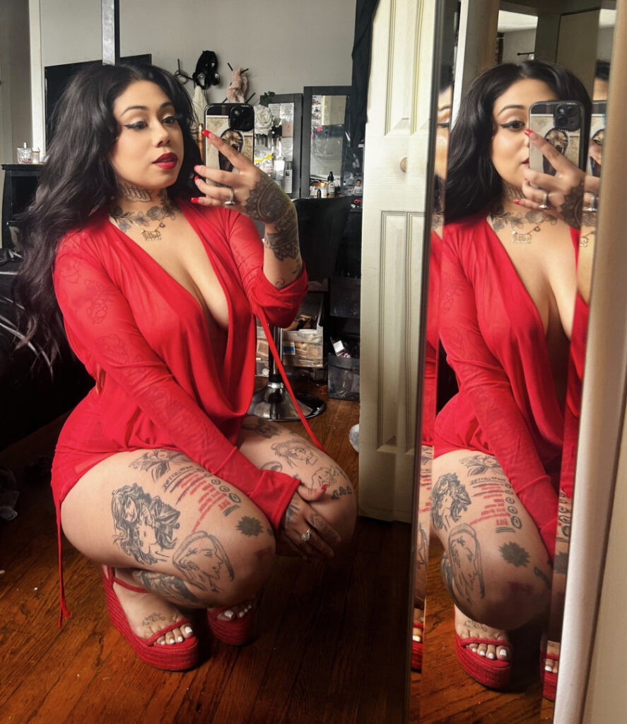 OnlyFans – T H I C C – Latina – sailormoonjelly aka AngelicaAzalea – Nude Leaks