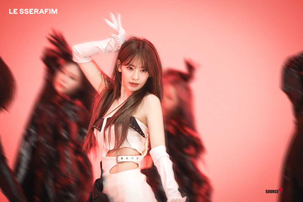 Celeb – Asian – Sakura Miyawaki 宮脇 咲良  LESSERAFIM – Nude Leaks