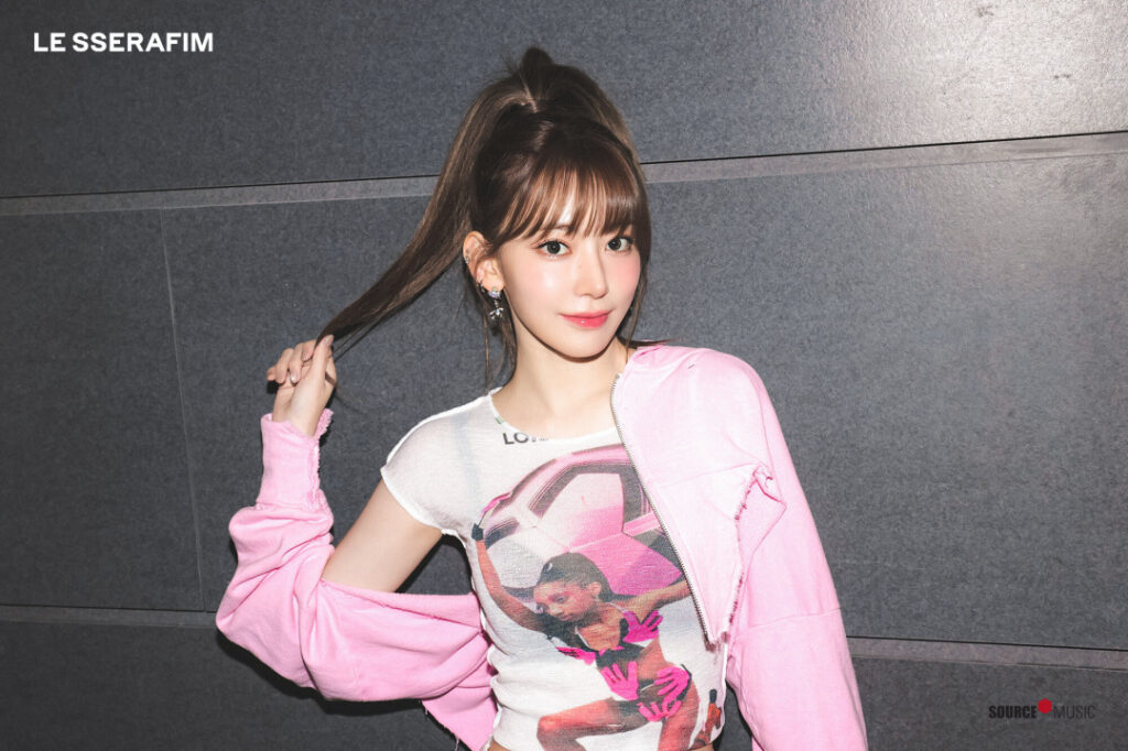 Celeb – Asian – Sakura Miyawaki 宮脇 咲良  LESSERAFIM – Nude Leaks