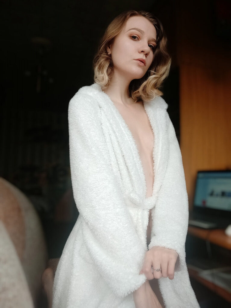 Fansly – Petite – Teen – Salacious Succubus / SalaSuccu / NekoNuriko – Nude