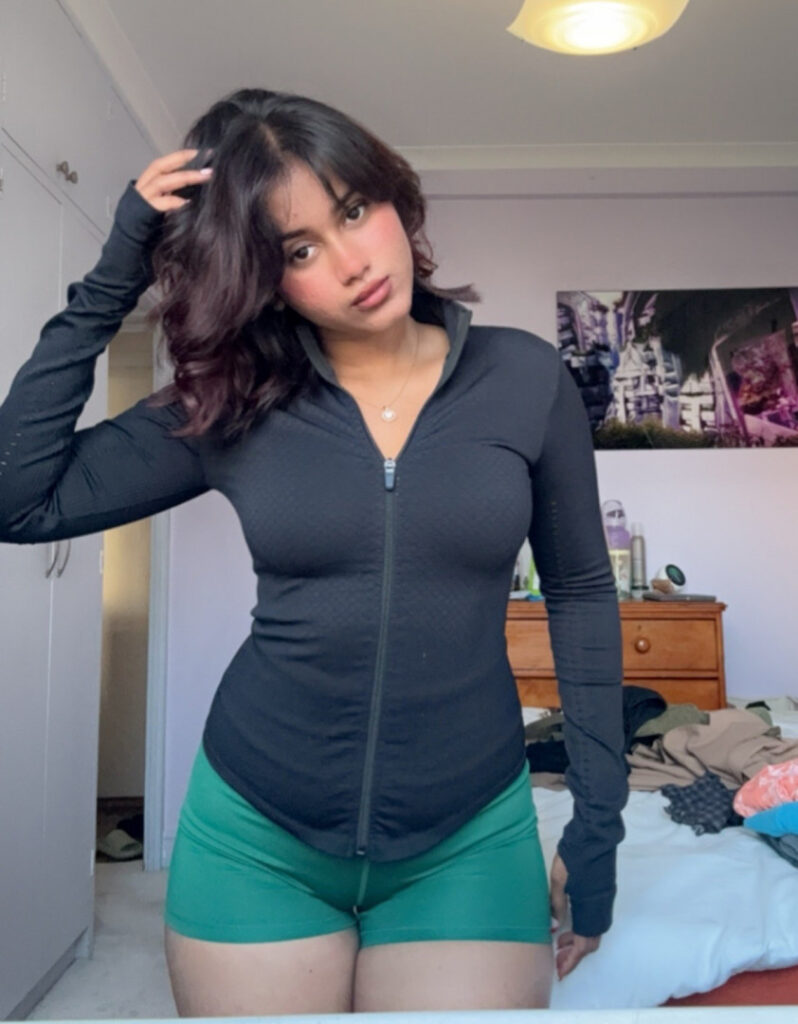 OnlyFans – Indian – T H I C C – senoritasara / senorita_sara._ – Nude Leaks