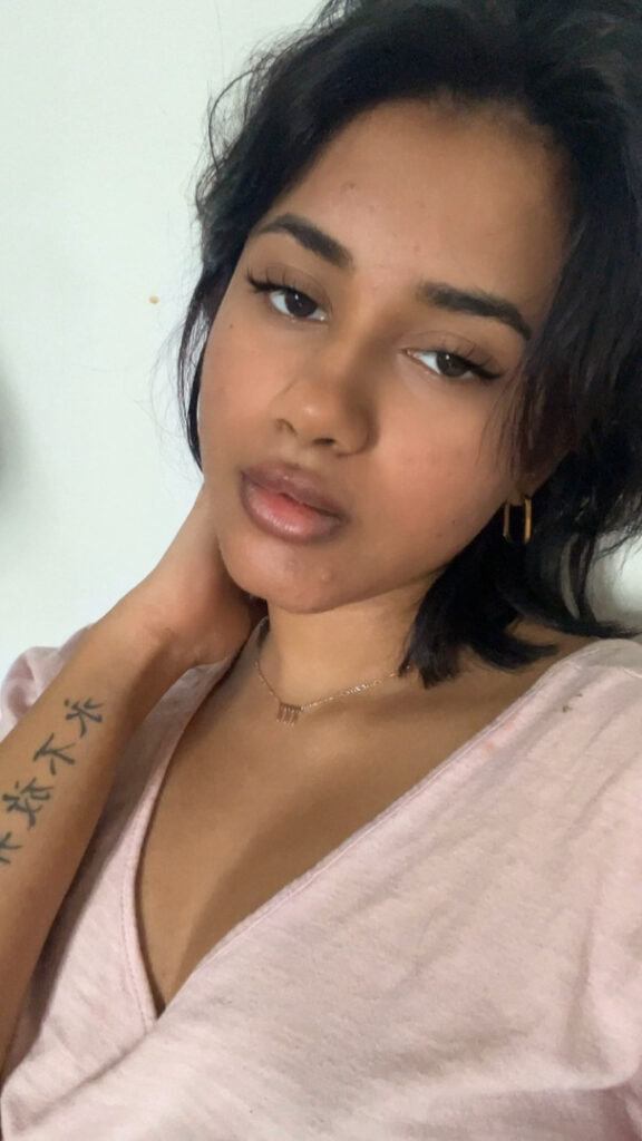 OnlyFans – Indian – T H I C C – senoritasara / senorita_sara._ – Nude Leaks