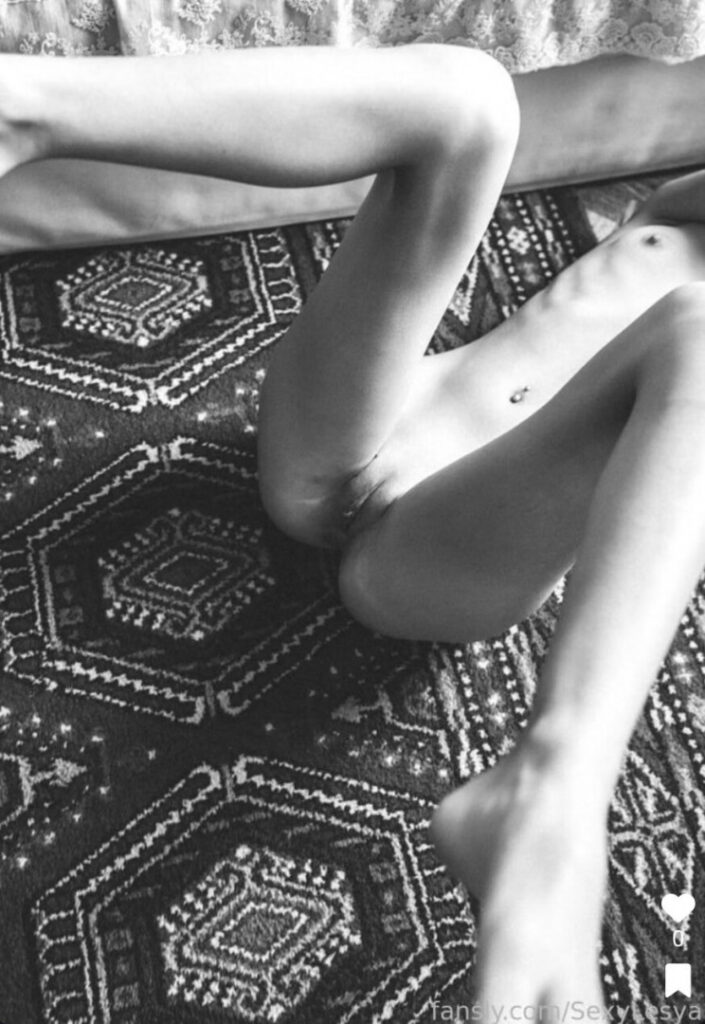 Instagram – Boosty – Petite – sexy.lesya / Lesya Sexyy – Nude