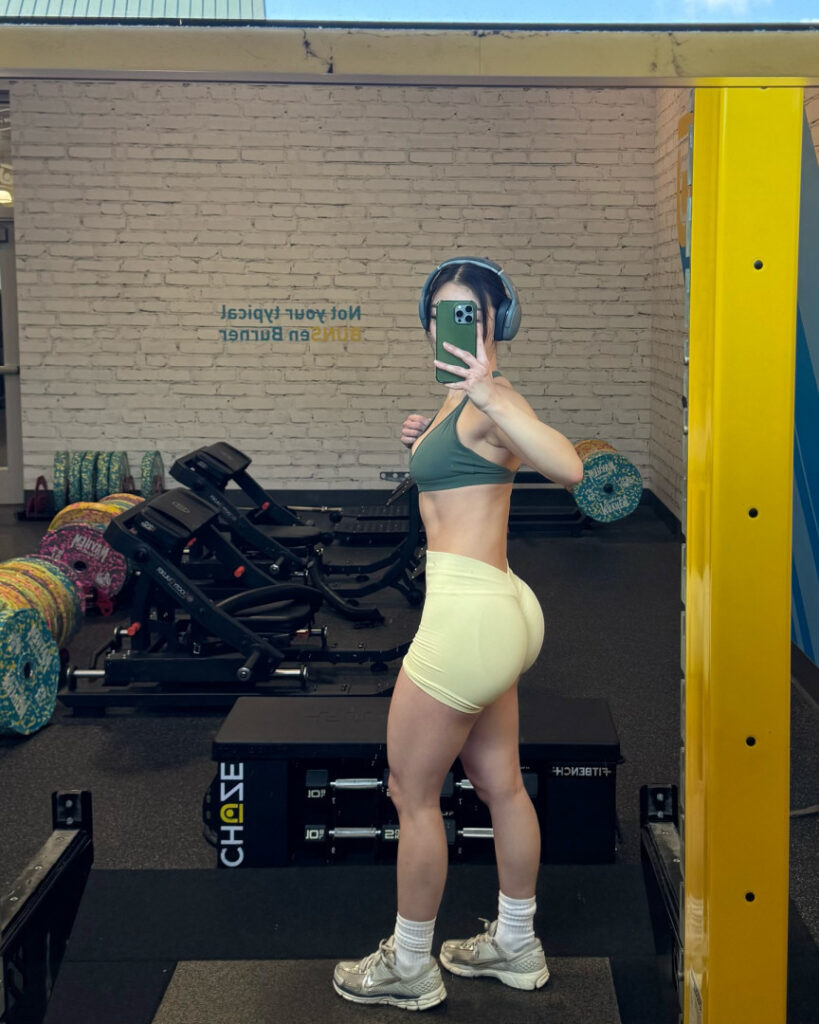 Instagram – Asian – Shallyzsa – Nude