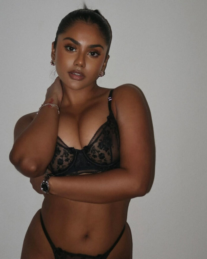 Instagram – Indian – Petite – Shaniya Nisha  @shaniya_nisha – Nude Leaks