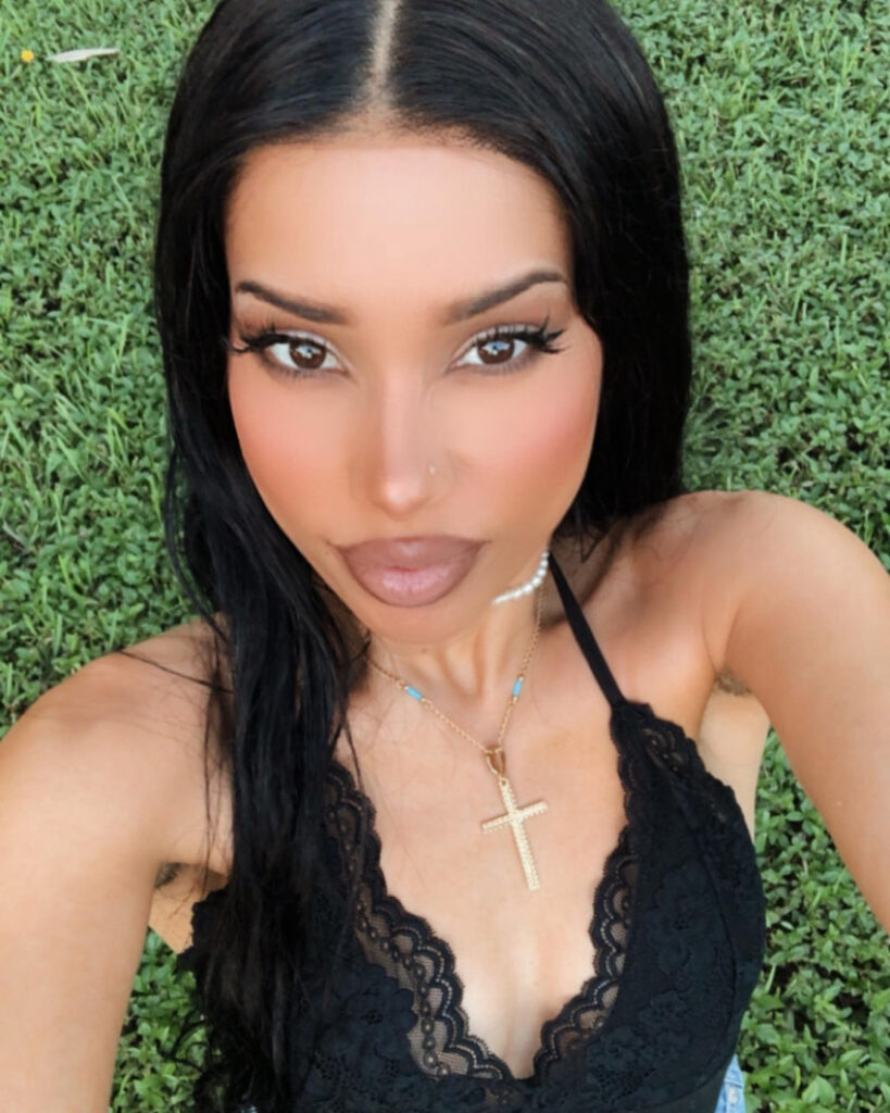 OnlyFans – TikTok – Cosplay – Shibuya Bambi / queenpuppy777 / alienrapperqueen / shibuyabambi – Nude Leaks