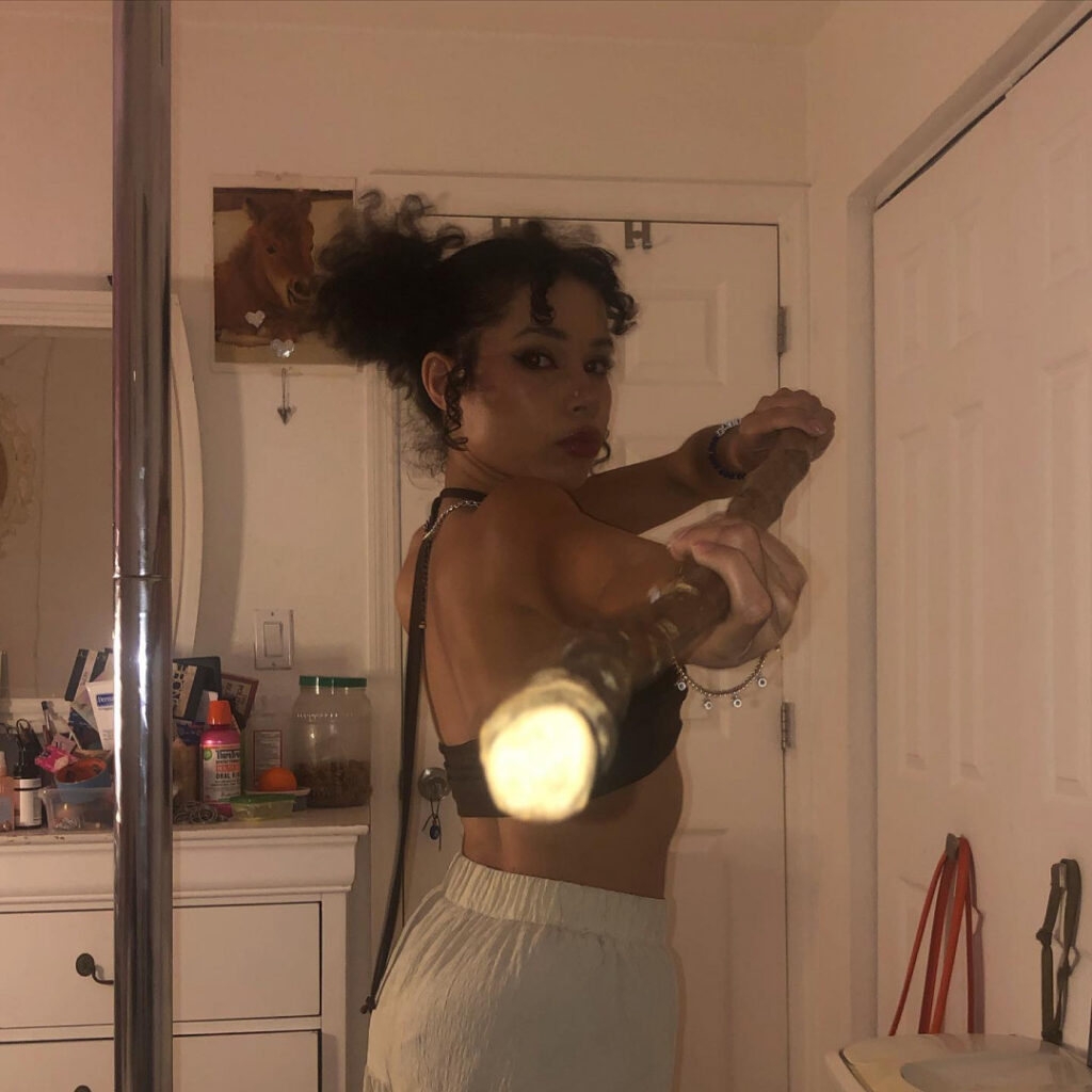 OnlyFans – TikTok – Cosplay – Shibuya Bambi / queenpuppy777 / alienrapperqueen / shibuyabambi – Nude Leaks