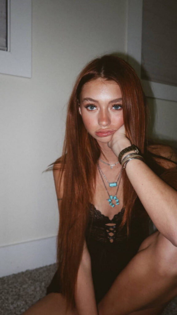 Instagram – Teen – Sicily Rose – Nude