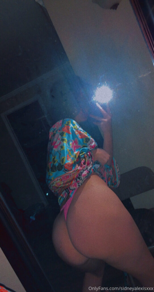 Sidney Alexis – Nude