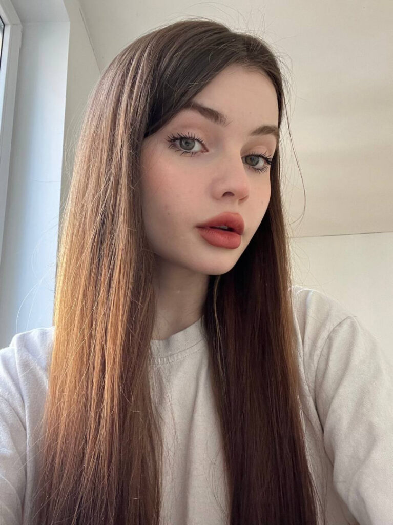 TikTok – Instagram – Teen – sighttttt (Vladlena) – Nude Leaks