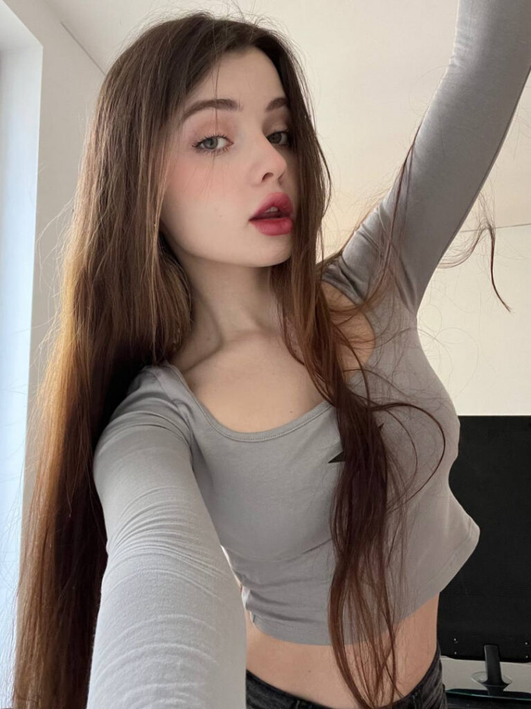 TikTok – Instagram – Teen – sighttttt (Vladlena) – Nude Leaks