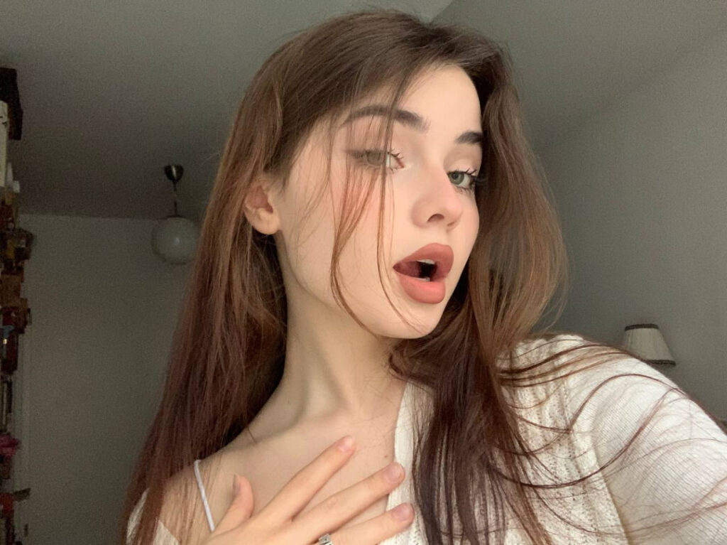 TikTok – Instagram – Teen – sighttttt (Vladlena) – Nude Leaks