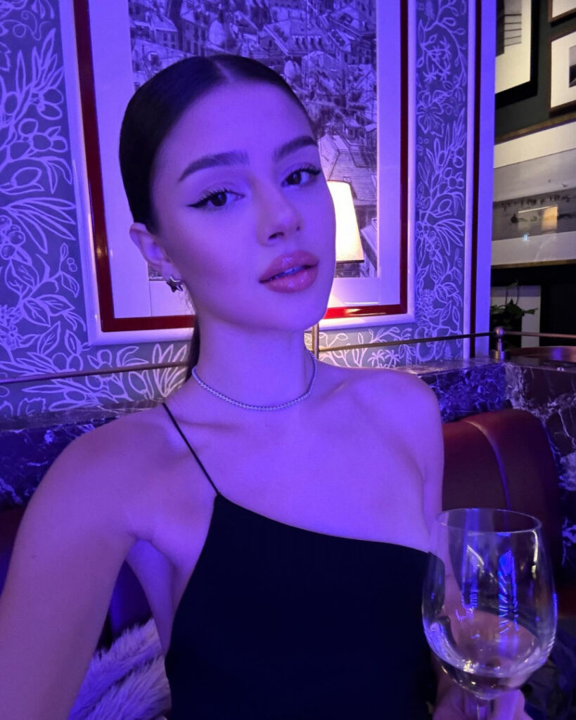 TikTok – Instagram – Sinem Melek Coşkun / sinemcoskunss / sinemcoskuns – Nude