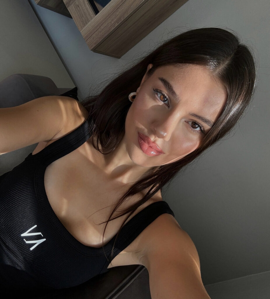 TikTok – Instagram – Sinem Melek Coşkun / sinemcoskunss / sinemcoskuns – Nude