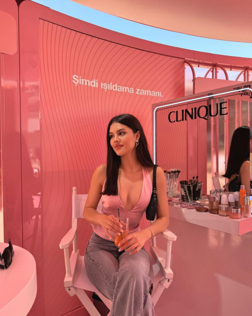 TikTok – Instagram – Sinem Melek Coşkun / sinemcoskunss / sinemcoskuns – Nude