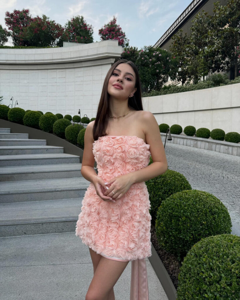 TikTok – Instagram – Sinem Melek Coşkun / sinemcoskunss / sinemcoskuns – Nude